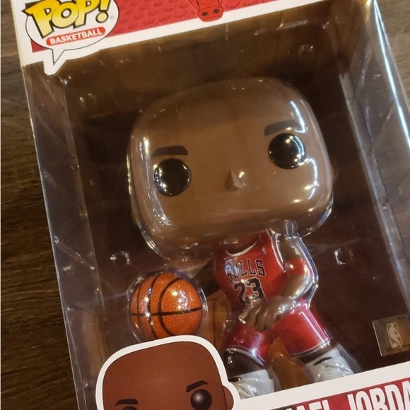 NEW! Large 10" Michael Jordan Funko Pop Chicago Bulls Size: 10”#23 Box#75 lrg - Picture 6 of 9
